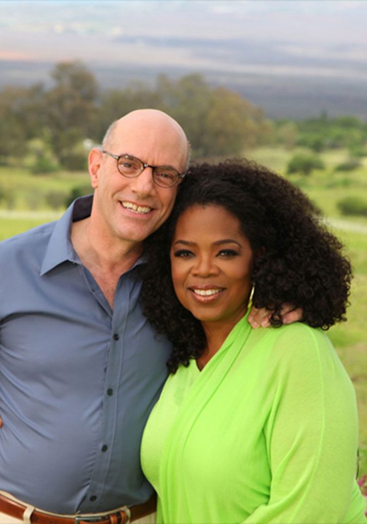 Mark Nepo e Oprah Winfrey simbolo di gratitudine e consapevolezza nella vita