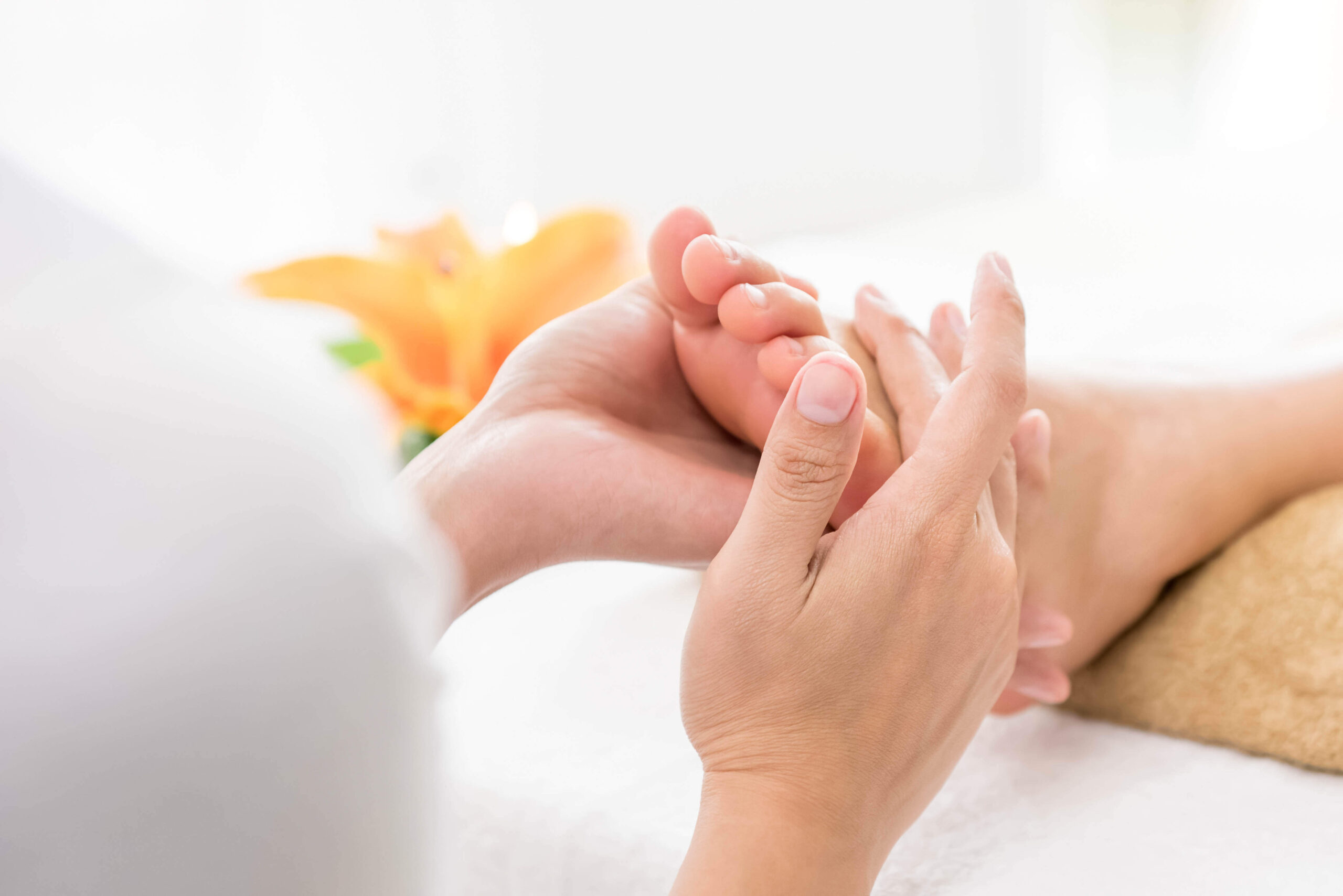 Trattamento di Riflessologia Plantare Armonica r.p.a sul piede